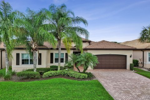 House in Boynton Beach, Florida 4 bedrooms, 257.34 sq.m. № 2362013