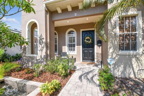 Townhouse in Tampa, Florida 3 bedrooms, 193.79 sq.m. № 1744316 - photo 1