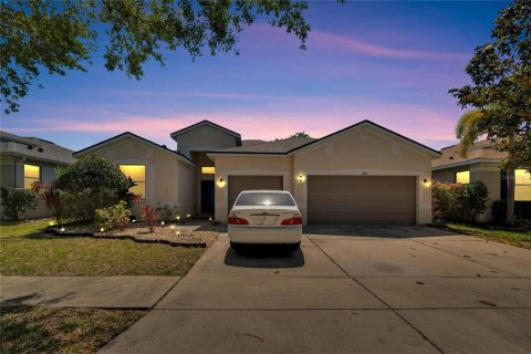 Casa en venta en Riverview, Florida, 4 dormitorios, 212.1 m2 № 1137240 - foto 2