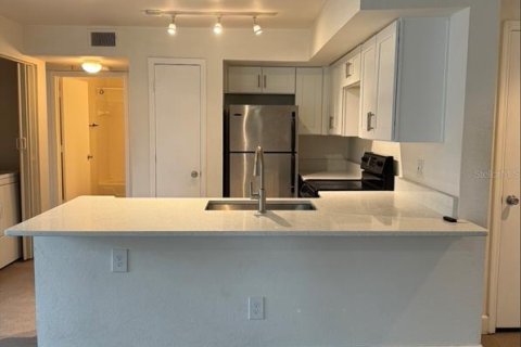 Copropriété à vendre à Orlando, Floride: 2 chambres, 105.26 m2 № 1831397 - photo 3
