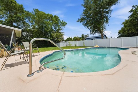 Casa en venta en Orlando, Florida, 3 dormitorios, 126.72 m2 № 2215498 - foto 27