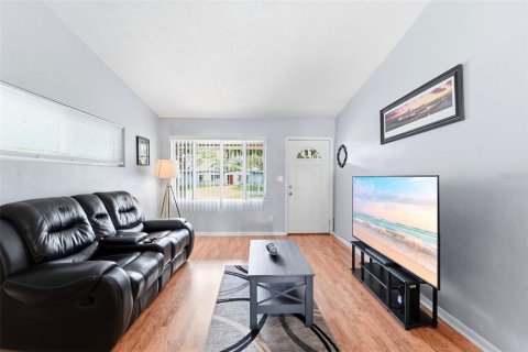 Casa en venta en Orlando, Florida, 3 dormitorios, 126.72 m2 № 2215498 - foto 5