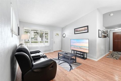 Casa en venta en Orlando, Florida, 3 dormitorios, 126.72 m2 № 2215498 - foto 7