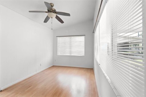 Casa en venta en Orlando, Florida, 3 dormitorios, 126.72 m2 № 2215498 - foto 21