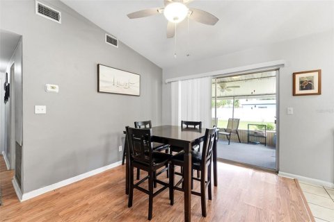 Casa en venta en Orlando, Florida, 3 dormitorios, 126.72 m2 № 2215498 - foto 12