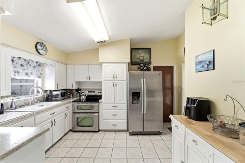 Casa en venta en Orlando, Florida, 3 dormitorios, 126.72 m2 № 2215498 - foto 14
