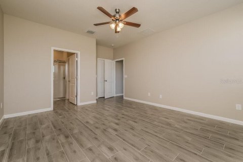 House in Riverview, Florida 3 bedrooms, 168.9 sq.m. № 1910526 - photo 8