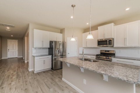 House in Riverview, Florida 3 bedrooms, 168.9 sq.m. № 1910526 - photo 5
