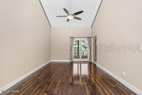 Condominio en venta en Daytona Beach, Florida, 2 dormitorios, 115.38 m2 № 1913349 - foto 10