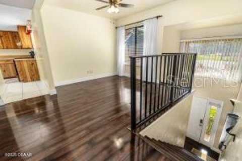 Condominio en venta en Daytona Beach, Florida, 2 dormitorios, 115.38 m2 № 1913349 - foto 8