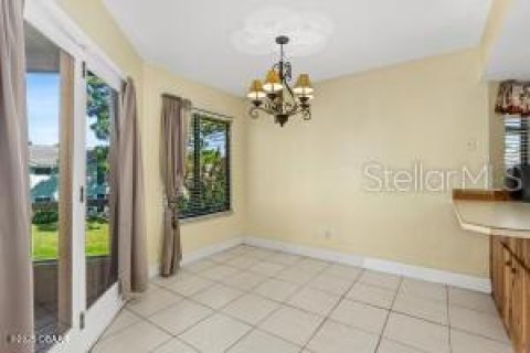 Condominio en venta en Daytona Beach, Florida, 2 dormitorios, 115.38 m2 № 1913349 - foto 19
