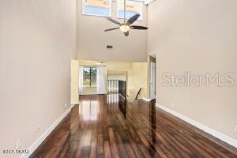 Condominio en venta en Daytona Beach, Florida, 2 dormitorios, 115.38 m2 № 1913349 - foto 13