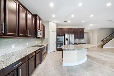 Casa en alquiler en Wesley Chapel, Florida, 5 dormitorios, 304.16 m2 № 1917522 - foto 15