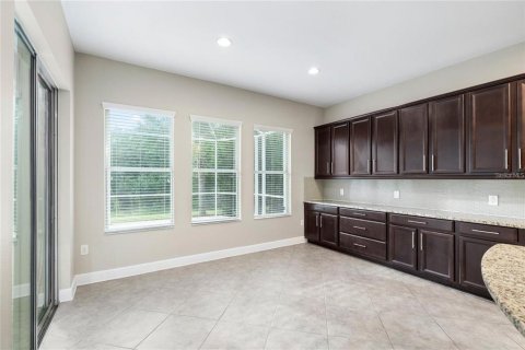 Casa en alquiler en Wesley Chapel, Florida, 5 dormitorios, 304.16 m2 № 1917522 - foto 17