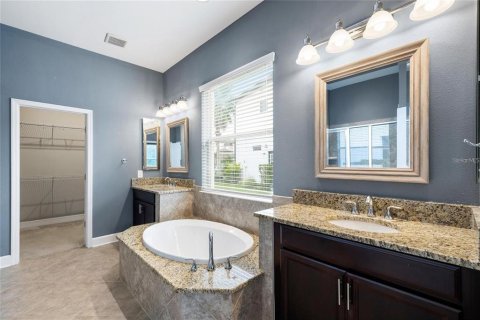 Casa en alquiler en Wesley Chapel, Florida, 5 dormitorios, 304.16 m2 № 1917522 - foto 21