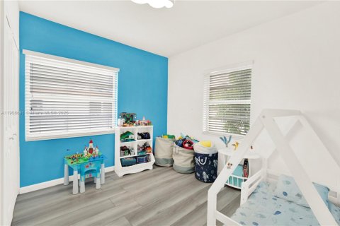 Villa ou maison à vendre à Hialeah, Floride: 3 chambres, 92.44 m2 № 1964627 - photo 16