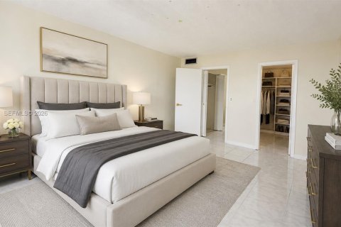Condo in North Miami, Florida, 1 bedroom  № 2087050 - photo 16