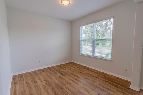 House in Orlando, Florida 3 bedrooms, 164.81 sq.m. № 1903981 - photo 9