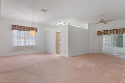 Villa ou maison à vendre à Homosassa, Floride: 3 chambres, 181.35 m2 № 2405643 - photo 6
