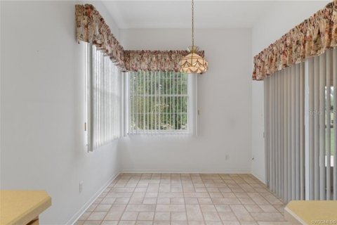 Villa ou maison à vendre à Homosassa, Floride: 3 chambres, 181.35 m2 № 2405643 - photo 18