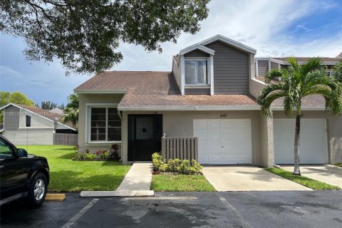 Condo in Sunrise, Florida, 3 bedrooms  № 1897442 - photo 2