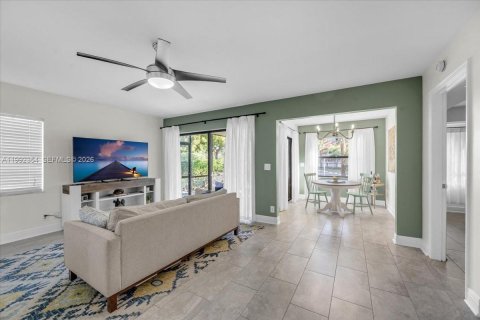 Condo in Deerfield Beach, Florida, 2 bedrooms  № 2060802 - photo 21