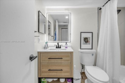 Condo in Deerfield Beach, Florida, 2 bedrooms  № 2060802 - photo 29