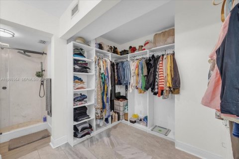 Condo in Deerfield Beach, Florida, 2 bedrooms  № 2060802 - photo 8