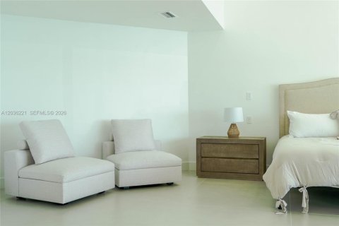 Villa ou maison à vendre à North Bay Village, Floride: 5 chambres, 349.13 m2 № 2154060 - photo 29