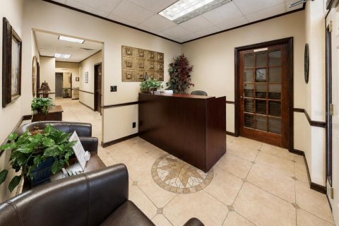 Commercial property in Apollo Beach, Florida 175.59 sq.m. № 2237749 - photo 5
