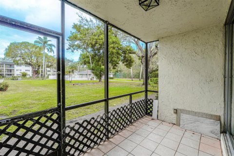 Copropriété à louer à Davie, Floride: 2 chambres, 91.97 m2 № 2010007 - photo 8