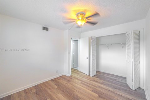 Copropriété à louer à Davie, Floride: 2 chambres, 91.97 m2 № 2010007 - photo 16
