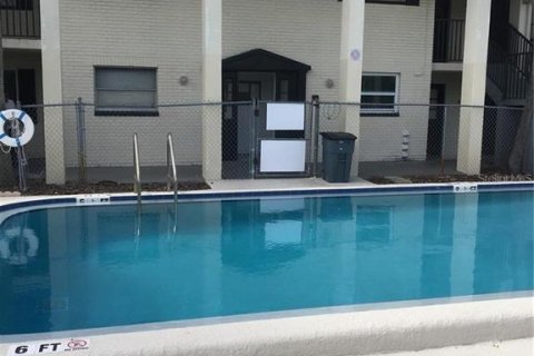 Copropriété à vendre à Clearwater, Floride: 2 chambres, 74.32 m2 № 2148837 - photo 10