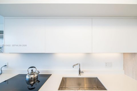Condo in Aventura, Florida, 2 bedrooms  № 2171363 - photo 28