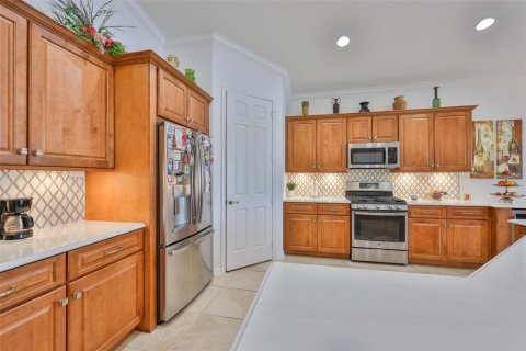Condo in Sun City Center, Florida, 3 bedrooms  № 1902486 - photo 8