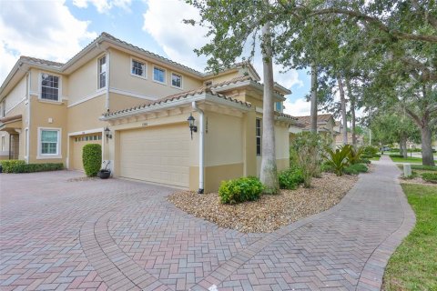 Condo in Sun City Center, Florida, 3 bedrooms  № 1902486 - photo 5