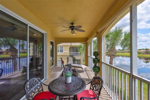 Condo in Sun City Center, Florida, 3 bedrooms  № 1902486 - photo 22