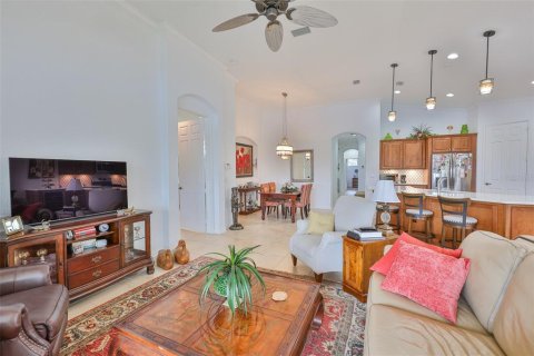 Condo in Sun City Center, Florida, 3 bedrooms  № 1902486 - photo 18