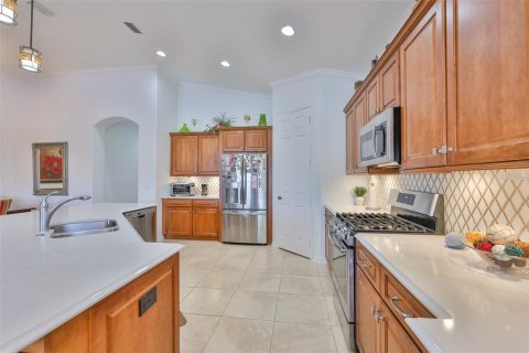 Condo in Sun City Center, Florida, 3 bedrooms  № 1902486 - photo 11