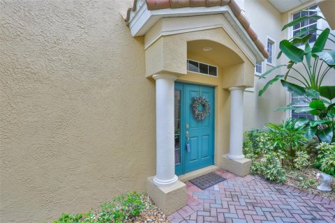 Condo in Sun City Center, Florida, 3 bedrooms  № 1902486 - photo 6