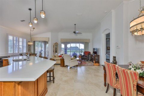 Condo in Sun City Center, Florida, 3 bedrooms  № 1902486 - photo 15