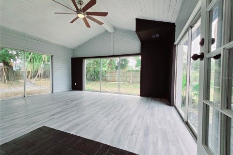 House in Longwood, Florida 3 bedrooms, 146.23 sq.m. № 1616497 - photo 28