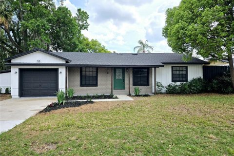 House in Longwood, Florida 3 bedrooms, 146.23 sq.m. № 1616497 - photo 2