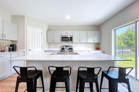 House in Parrish, Florida 5 bedrooms, 227.89 sq.m. № 1782156 - photo 6