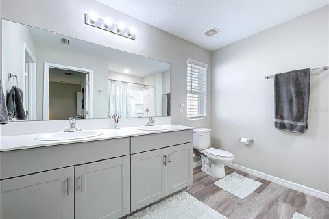 House in Parrish, Florida 5 bedrooms, 227.89 sq.m. № 1782156 - photo 19