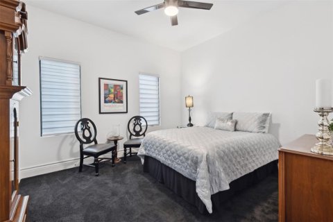 House in Winter Park, Florida 4 bedrooms, 435.06 sq.m. № 1755267 - photo 24
