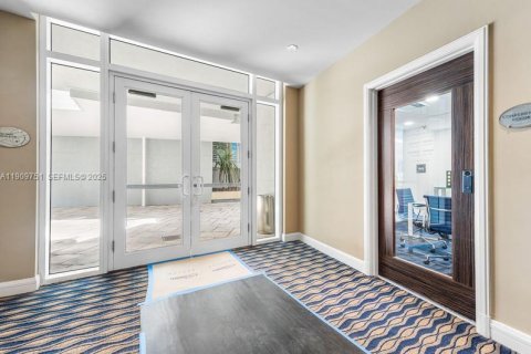 Copropriété à vendre à Miami, Floride: 1 chambre, 47.01 m2 № 1984063 - photo 20