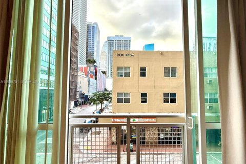 Copropriété à vendre à Miami, Floride: 1 chambre, 47.01 m2 № 1984063 - photo 9