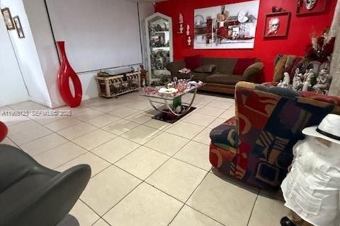 Купить виллу или дом в Хайалиа, Флорида 5 спален, 169.64м2, № 2028063 - фото 6