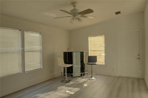 Купить кондоминиум в Майами, Флорида 3 спальни, 132.85м2, № 2054380 - фото 9